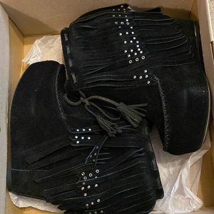 Koolaburra Black Fringe Ankle Boots